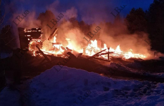 Сгорел дотла: произошел пожар в загородном доме бизнесмена Игоря Мазепы на Черниговщине, фото
