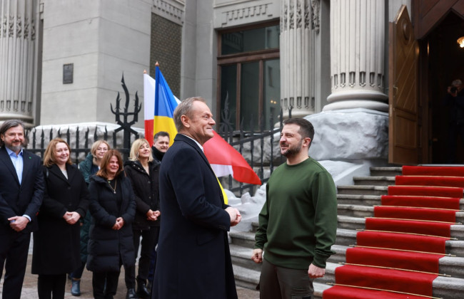 Зеленский и Туск обсудили возможности будущего совместного производства оружия