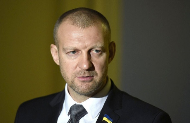 На главу НАПК претендует экс-нардеп, а ныне сотрудник НАПК Андрей Тетерук, окончивший Московское высшее военное командное училище