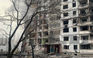 Ракетний удар по Харкову: відомо про 28 поранених, дві жінки загинули