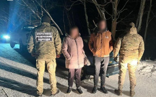 За $2000 водитель согласилась незаконно переправить нарушителя за границу