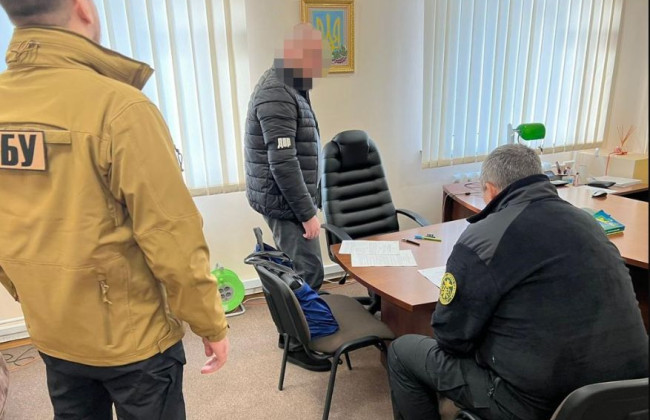 Незаконное таможенное оформление 12 авто со «скидкой»: будут судить 4 киевских таможенников