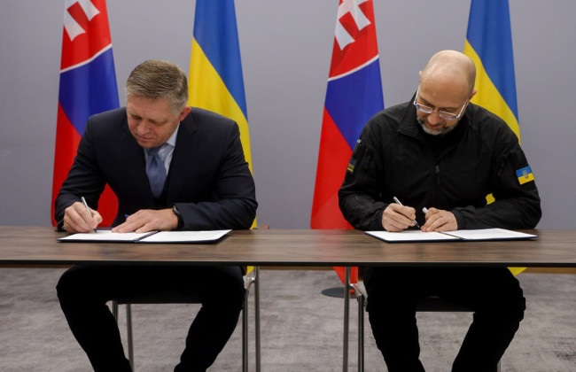 Шмыгаль о результатах встречи с Фицо: подписано совместное заявление