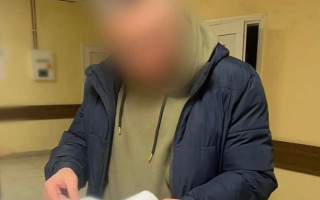 Подрабатывал документы и присвоил деньги общины: в Киевской области сообщили о подозрении злоумышленнику