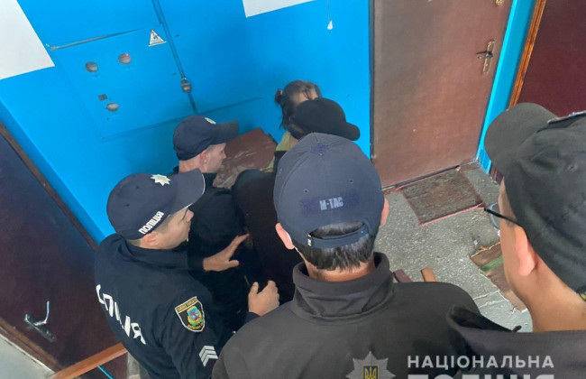 Проникновение в квартиру без определения следственного судьи, - позиция Верховного Суда