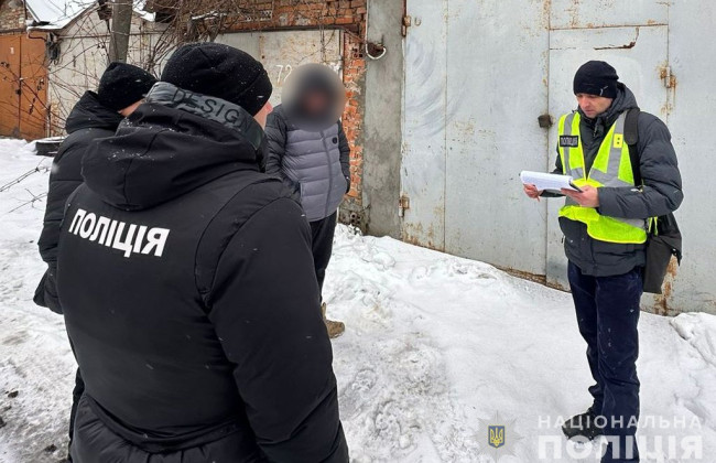 «Отступные за спокойную жизнь»: в Хмельницком задержали рэкетиров, которые ставили на «счетчик» местных