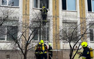 В Киеве произошел пожар в школе в Дарницком районе