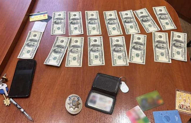 $2 000 за активизацию досудебного расследования: в Сумской области на взятке погорел полицейский