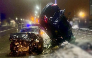 Смертельне зіткнення: на Київщини сталася автотроща