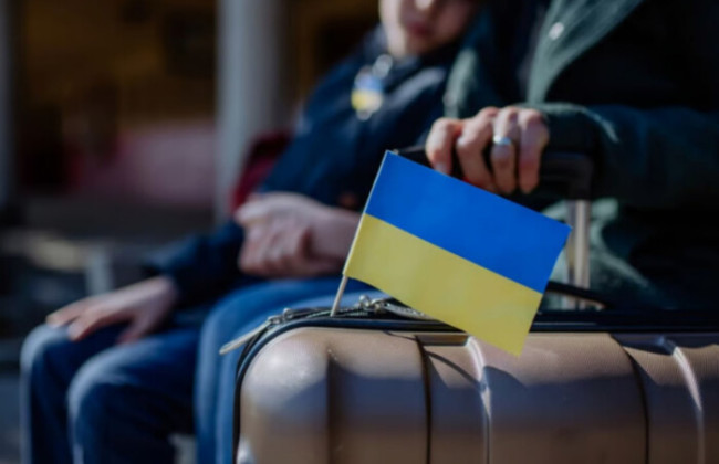 Евросоюз готов продлить защиту для украинских беженцев в 2025 году: детали