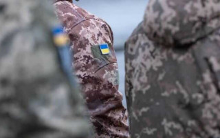На Львівщині депутатам на сесії вручили повістки, відео