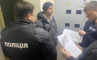 Працівник ДПС Київщини отримав підозру в отриманні хабаря в розмірі 12 тисяч гривень