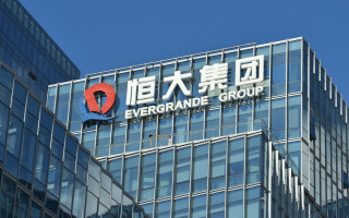 Гонконгский суд принял решение ликвидировать China Evergrande Group: что будет с китайским рынком недвижимости