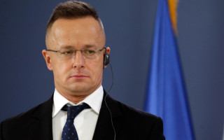 Петер Сийярто заявил, что Венгрия не будет помогать Украине вооружением
