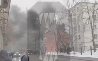 У москві в офісі КПРФ спалахнула пожежа через сміття: відео