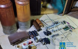 На Київщині чоловік погрожував підірвати будинок разом із поліцейськими: поруч була дитина
