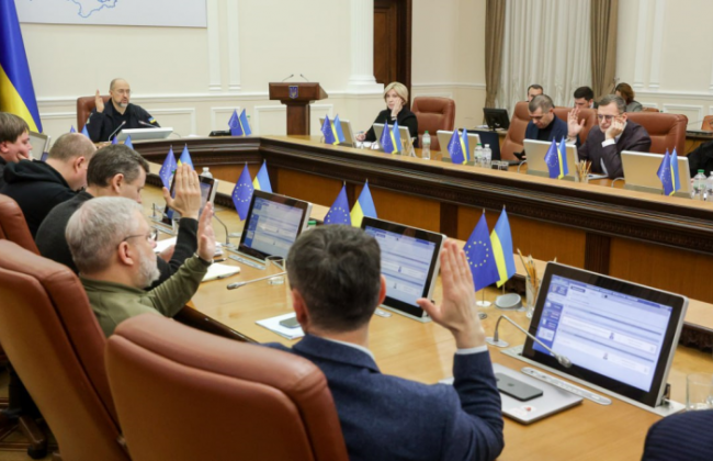 Кабмин согласовал эксперимент по переходу от военной службы к гражданской жизни ветеранов войны на базе учебных заведений