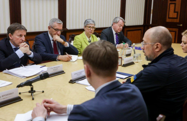 Шмыгаль обсудил с послами стран G7 дальнейшую финансовую поддержку Украины