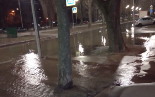 У Києві через пошкодження магістралі відключили від водопостачання 10 житлових будинків