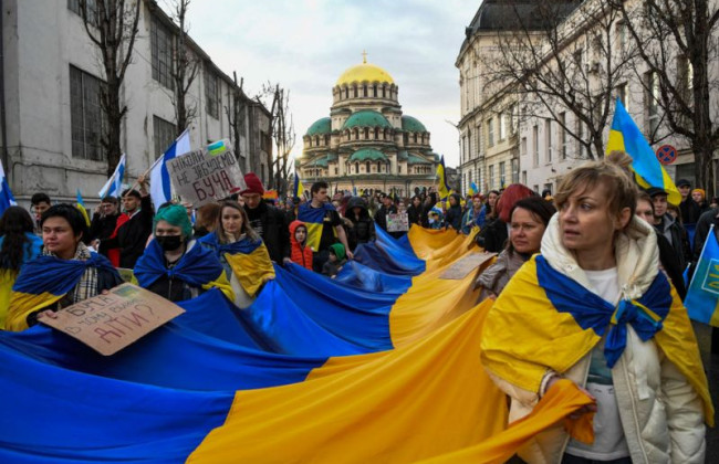 Болгария продлила действие временной защиты для граждан Украины
