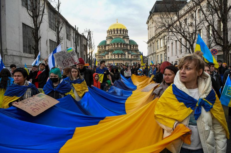 Болгария продлила действие временной защиты для граждан Украины