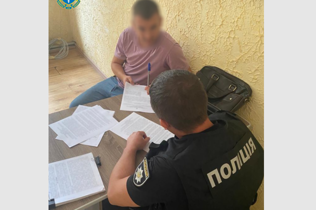 Мошенническим путем завладели землями закарпатцев почти на 1,8 млн грн: будут судить депутата и двух его сообщников