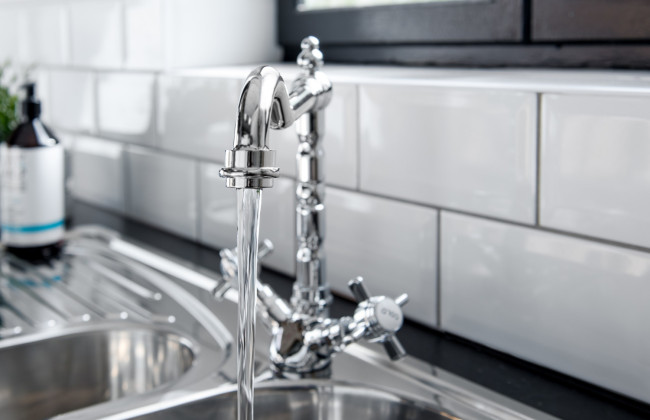 Киевлянам объяснили, как получить справку об отсутствии задолженности за воду