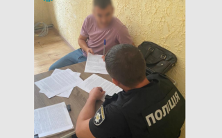 Шахрайським шляхом заволоділи землями закарпатців на майже 1,8 млн грн: судитимуть депутата та двох його спільників