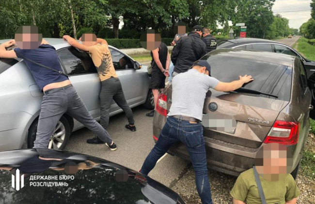 На Закарпатье будут судить лиц, которые переправляли уклонистов за границу