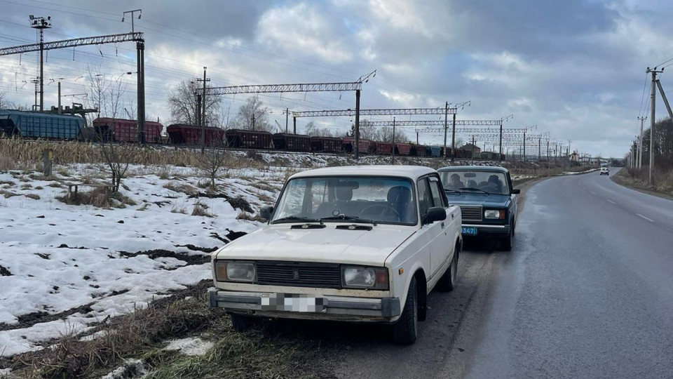 В Винницкой области водителей легковушек разоблачили при даче взяток полицейским