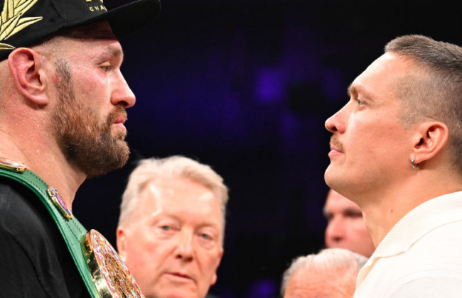 Бой между Александром Усиком и Тайсоном Фьюри перенесли на 18 мая