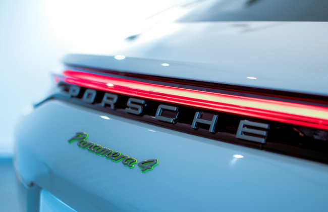 Минэкономики опубликовало перечень моделей авто, подпадающих под «налог на роскошь» в 2024 году