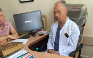 $6 000 за проведение бесплатной операции: в Киеве на взятке погорело должностное лицо Института урологии