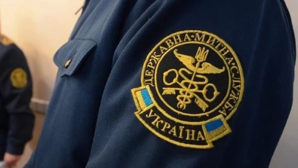 На українців чекають митні перевірки: Уряд схвалив законопроєкт