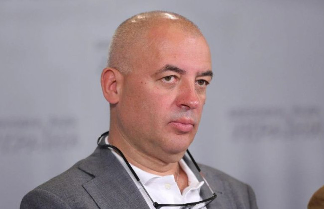 Рада уволила члена ЦИК Юрия Буглака, который уже два года живет в США