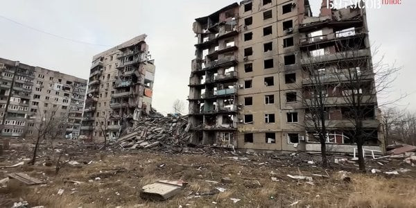 Ни одного уцелевшего здания в Авдеевке уже давно нет, людям негде прятаться от бомб, — городская военная администрация