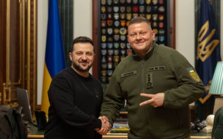 Залужний пішов у відставку: Головнокомандувач ЗСУ та Зеленський зробили заяви