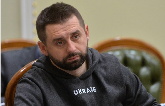 Давид Арахамия заявил, что арестов счетов уклонистов «точно не будет», но будет другое принуждение