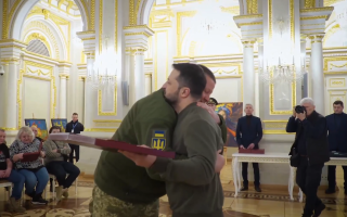 Зеленський показав нагородження Залужного та Буданова: відео