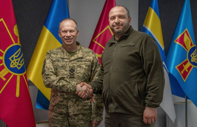 Рустем Умеров провел первое совещание с новым Главнокомандующим ВСУ Александром Сырским: что обсудили