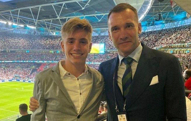 Сын Андрея Шевченко подал документы на получение украинского гражданства