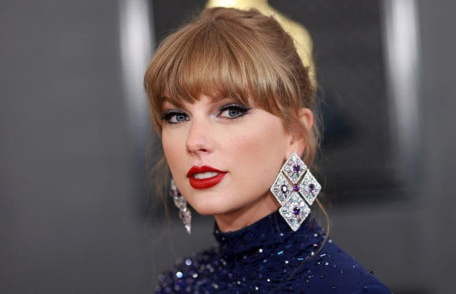 Тейлор Свифт против студента: певица хочет сделать то, что не удалось даже Илону Маску