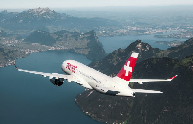Крупнейшая авиакомпания Швейцарии Swiss позволит бортпроводникам пирсинг и тату