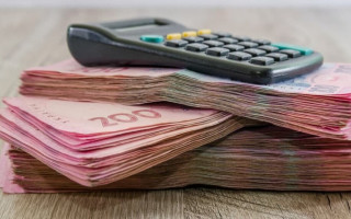 «Купівля» пенсії: скільки доведеться заплатити за місяць страхового стажу в 2024 році