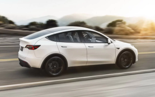 Спрос резко снизился: Маск сделал скидку на электромобили Model Y