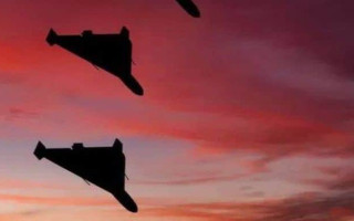 Нічна атака «шахедами»: на Київщині уламки пошкодили склади, СТО, ангар, адмінбудівлю одного з підприємств