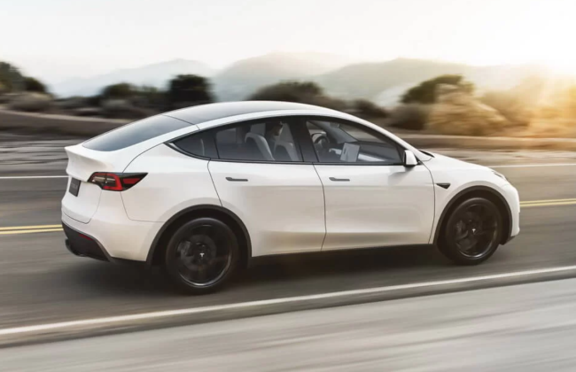 Спрос резко снизился: Маск сделал скидку на электромобили Model Y