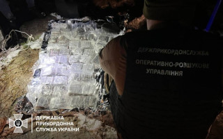 На Волыни пограничники сбили дрон с наркотиками на 13 млн грн