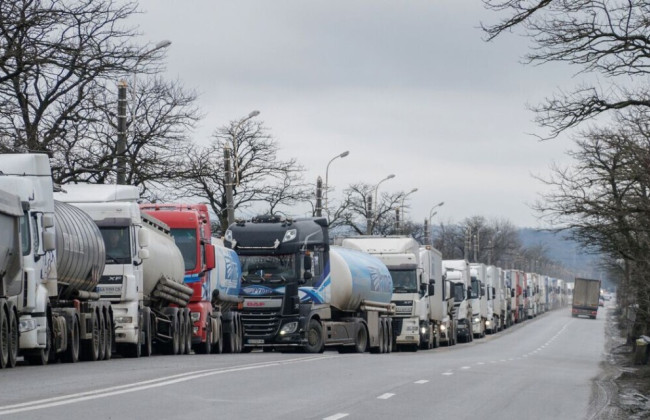 Польские перевозчики начнут блокировать еще два пункта пропуска с 12 февраля