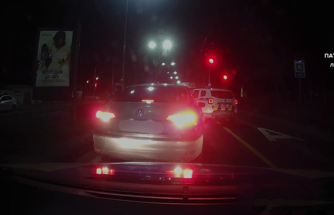 Во Львове водитель с признаками наркотического опьянения устроил «гонки» с патрульными